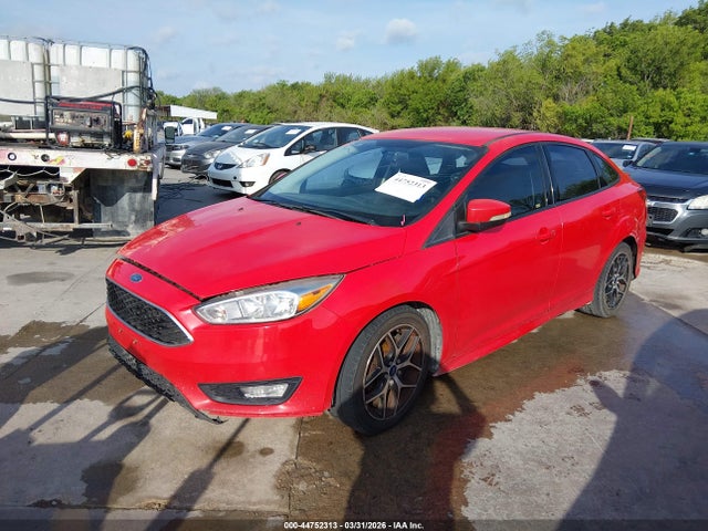 FORD FOCUS SE - 2