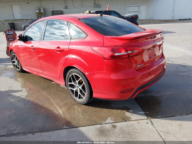 FORD FOCUS SE - 3
