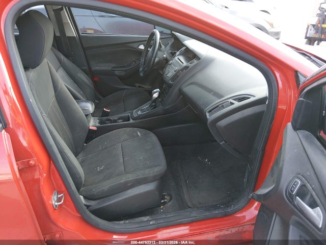 FORD FOCUS SE - 5