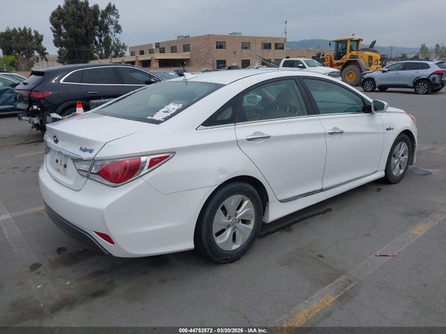 HYUNDAI SONATA HYBRID - 4
