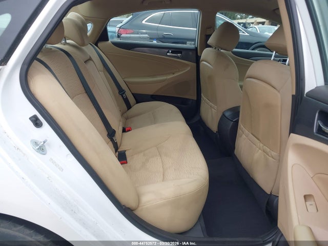 HYUNDAI SONATA HYBRID - 8