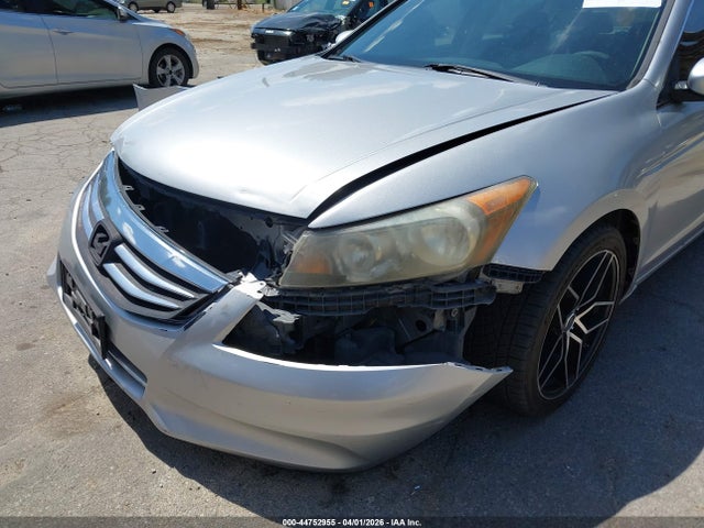 HONDA ACCORD 2.4 LX - 6