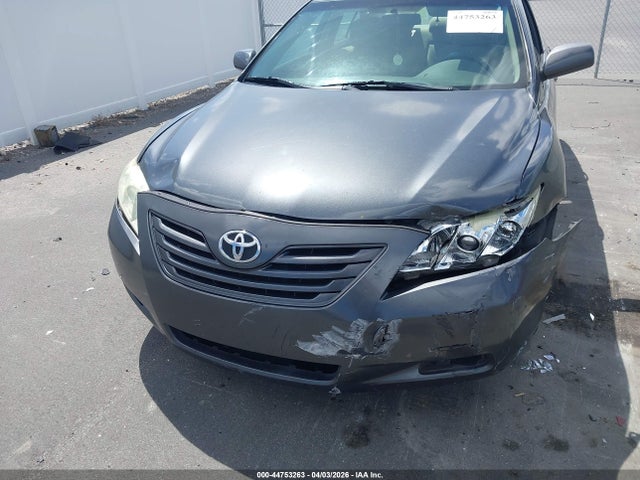 TOYOTA CAMRY - 6
