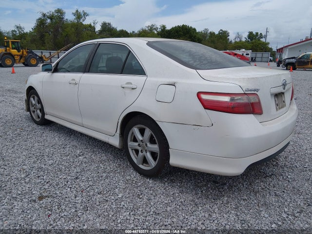 TOYOTA CAMRY - 3