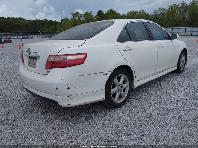 TOYOTA CAMRY - 4