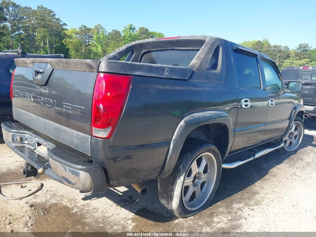 CHEVROLET AVALANCHE 1500 - 4