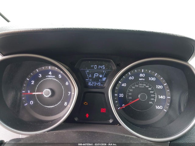 HYUNDAI ELANTRA SE - 7