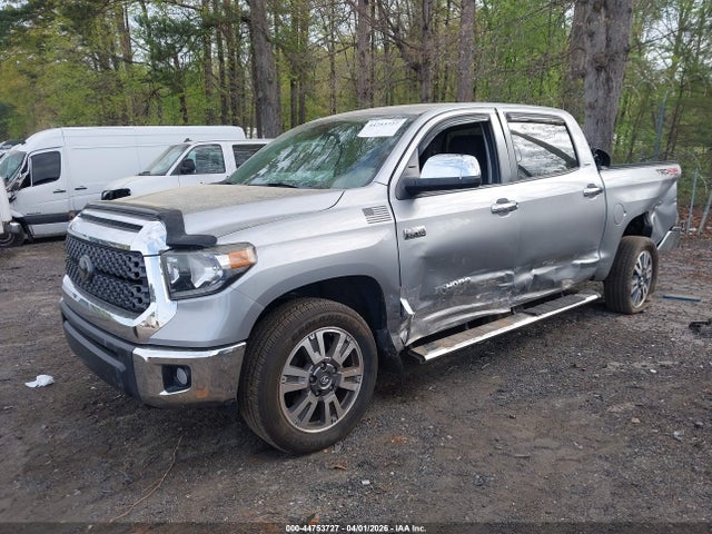 TOYOTA TUNDRA - 2