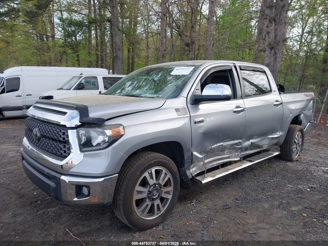 TOYOTA TUNDRA - 6