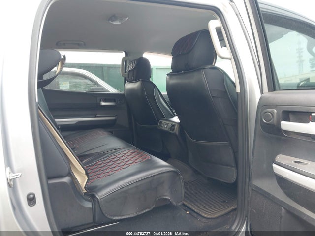 TOYOTA TUNDRA - 8