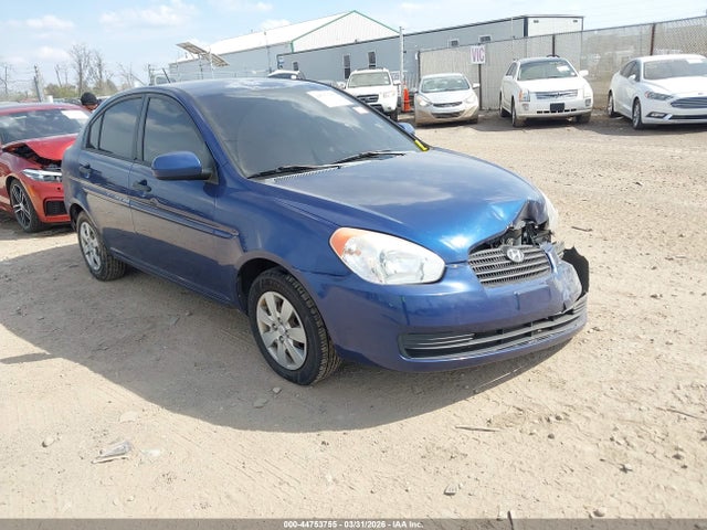 HYUNDAI ACCENT - 1