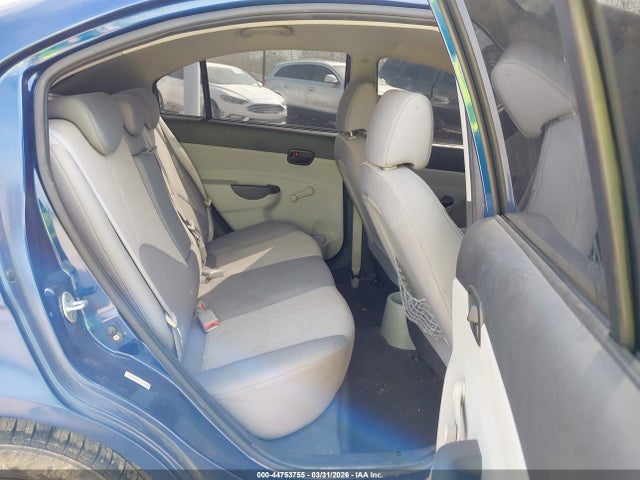HYUNDAI ACCENT - 8