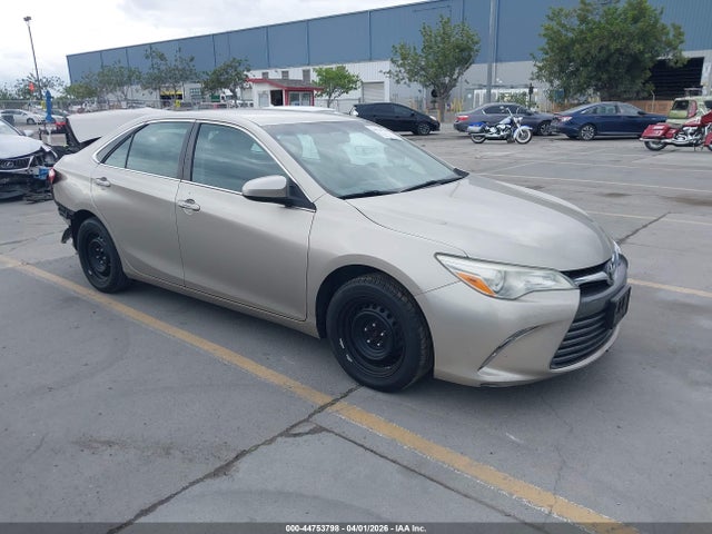 TOYOTA CAMRY - 1
