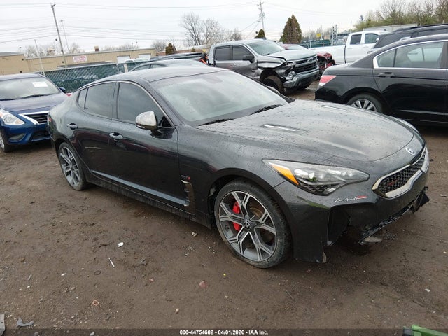 KIA STINGER - 1