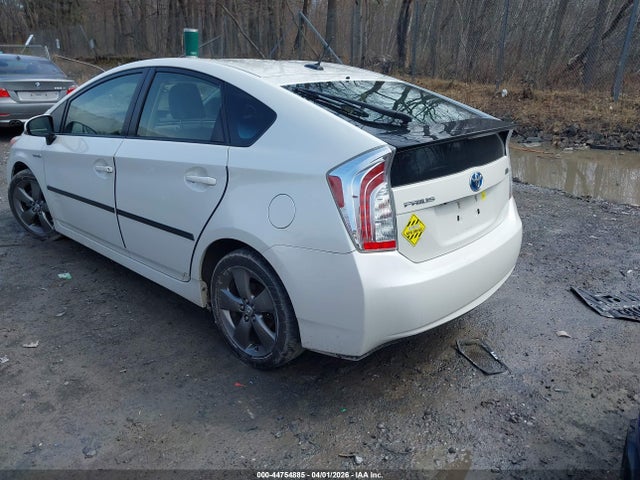 TOYOTA PRIUS - 3