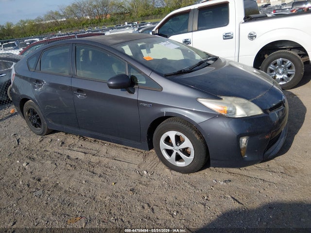 TOYOTA PRIUS - 1