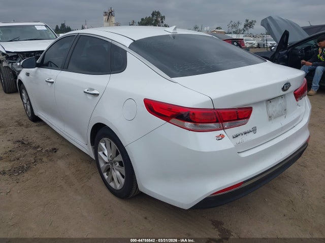 2017 KIA OPTIMA LX photo 3
