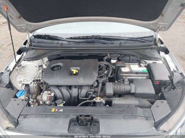 HYUNDAI ELANTRA SEL - 10