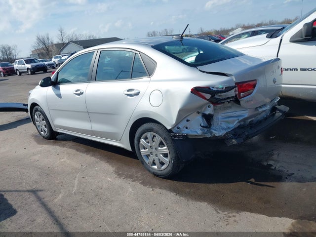 KIA RIO LX - 3