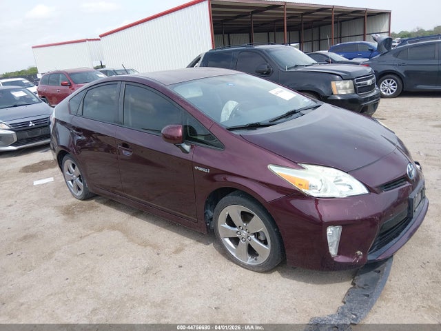 TOYOTA PRIUS - 1