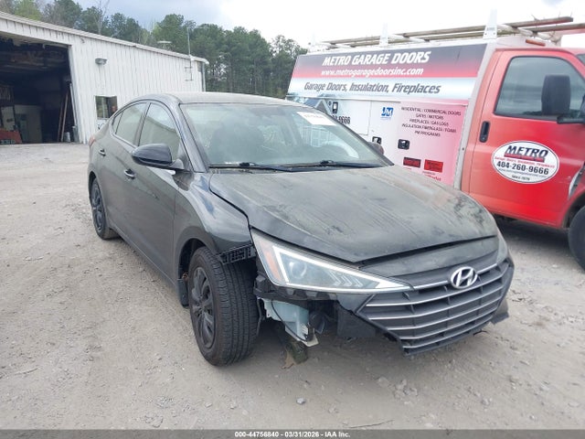 HYUNDAI ELANTRA SE - 1