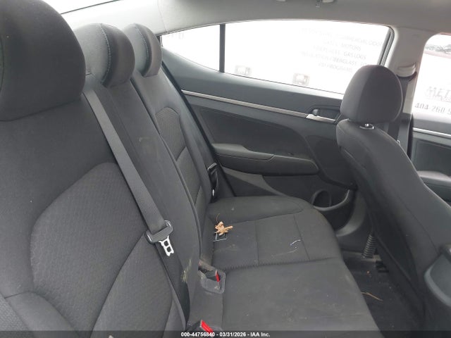 HYUNDAI ELANTRA SE - 8