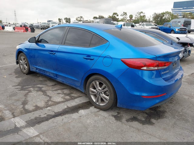 HYUNDAI ELANTRA SEL - 3