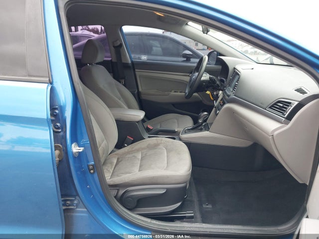 HYUNDAI ELANTRA SEL - 5
