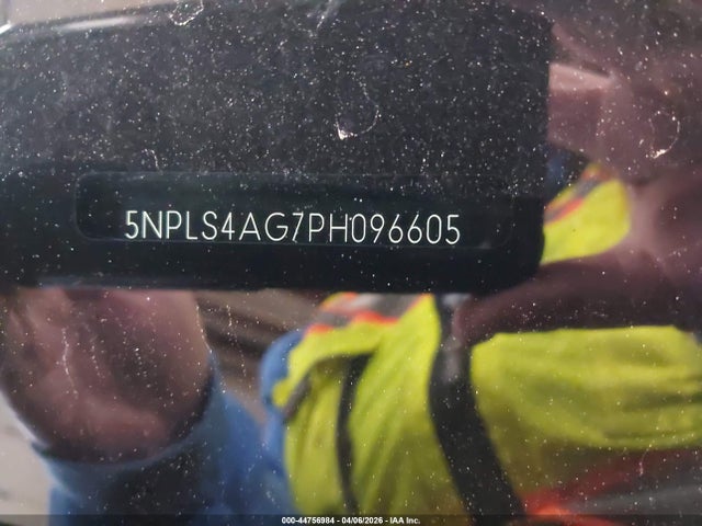 HYUNDAI ELANTRA SEL - 9