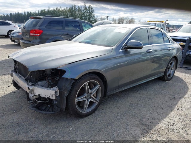 MERCEDES-BENZ E-CLASS - 2