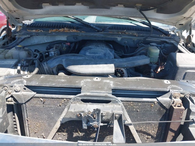 CHEVROLET AVALANCHE 1500 - 10