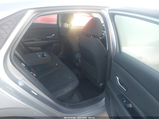 HYUNDAI ELANTRA SEL CONVENIENCE - 8