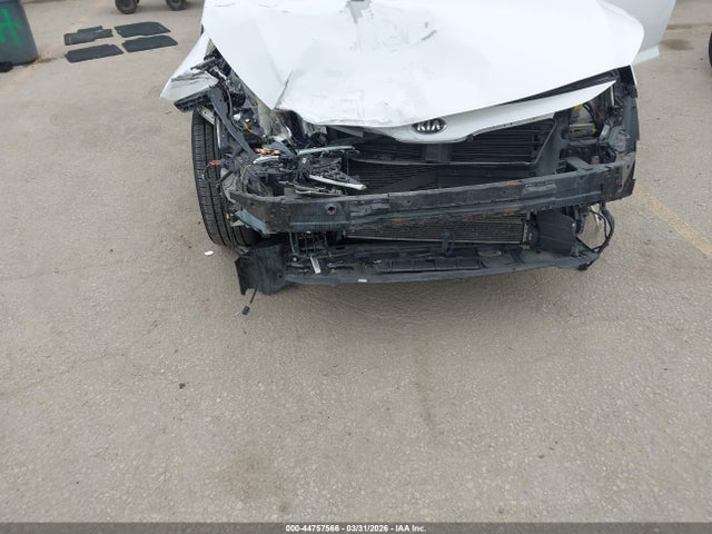 KIA OPTIMA HYBRID EX - 6