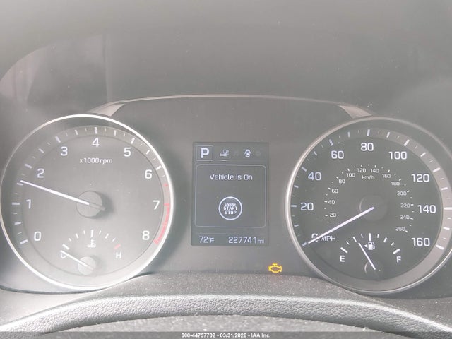 HYUNDAI ELANTRA LIMITED - 7