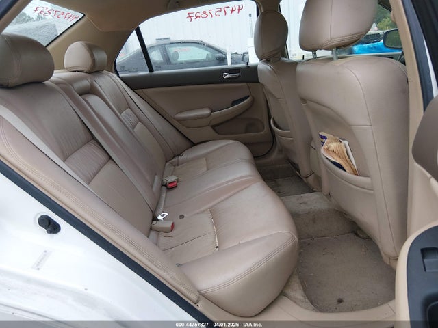 HONDA ACCORD 2.4 LX - 8