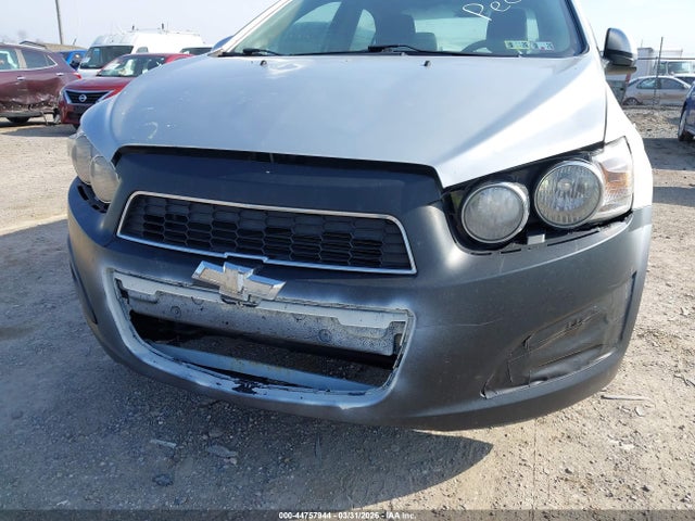 CHEVROLET SONIC LT AUTO - 6