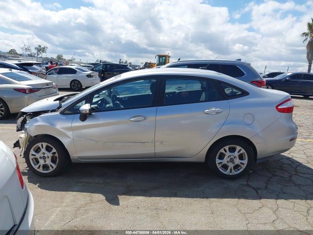 صورة مصغرة 15 لـ 2015 FORD FIESTA SE