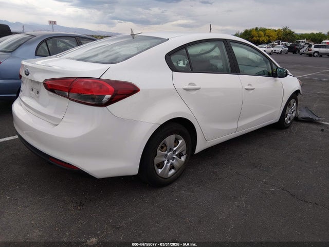 2018 KIA FORTE LX — фото 4