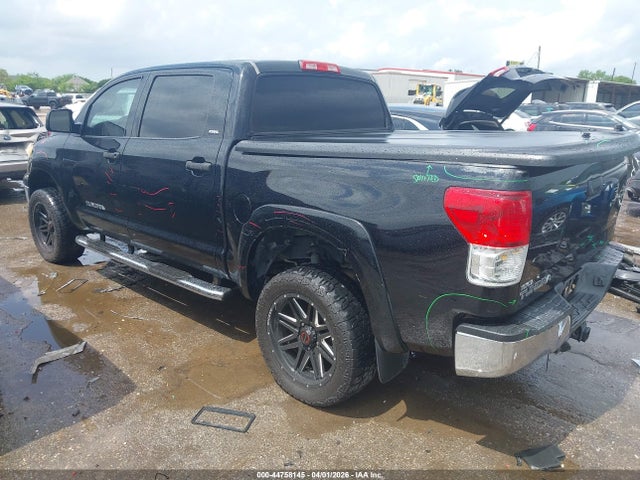 TOYOTA TUNDRA - 3