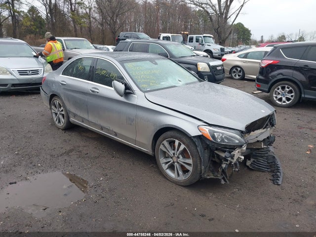 2015 MERCEDES-BENZ C 4MATIC