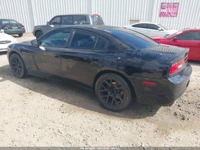 DODGE CHARGER SE - 3