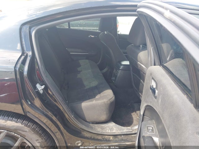 DODGE CHARGER SE - 8