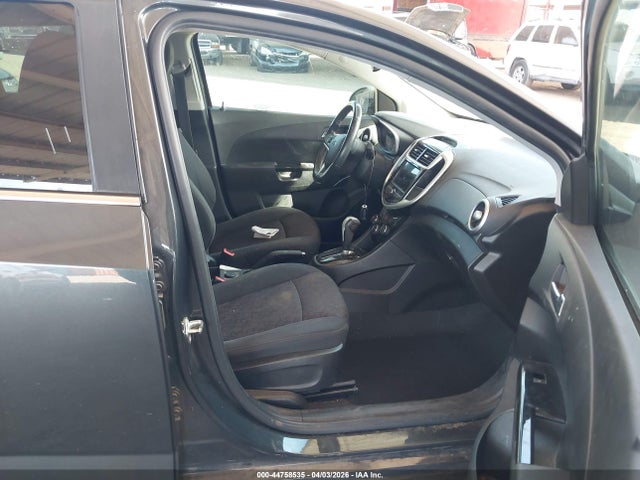 CHEVROLET SONIC LT AUTO - 5