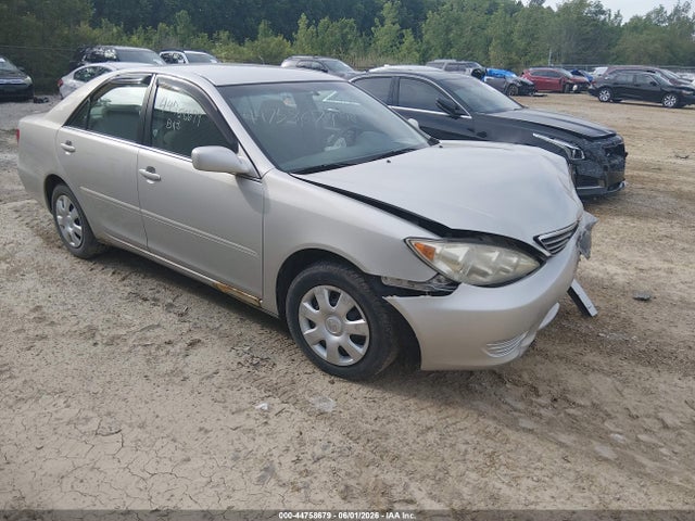 2005 TOYOTA CAMRY LE
