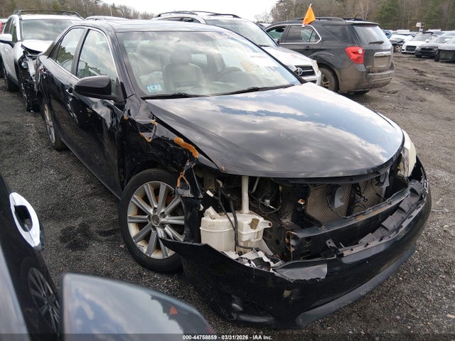 2012 TOYOTA CAMRY XLE