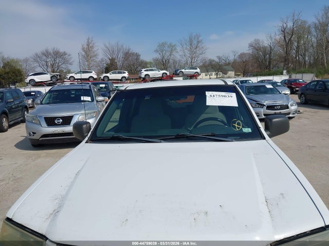 CHEVROLET COLORADO LS - 6