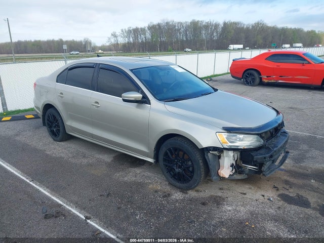 2015 VOLKSWAGEN JETTA 2.0L TDI SE