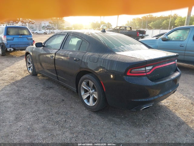 DODGE CHARGER SXT - 3