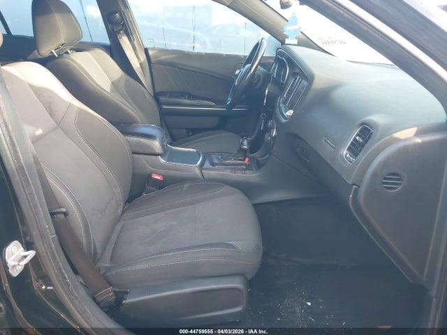 DODGE CHARGER SXT - 5