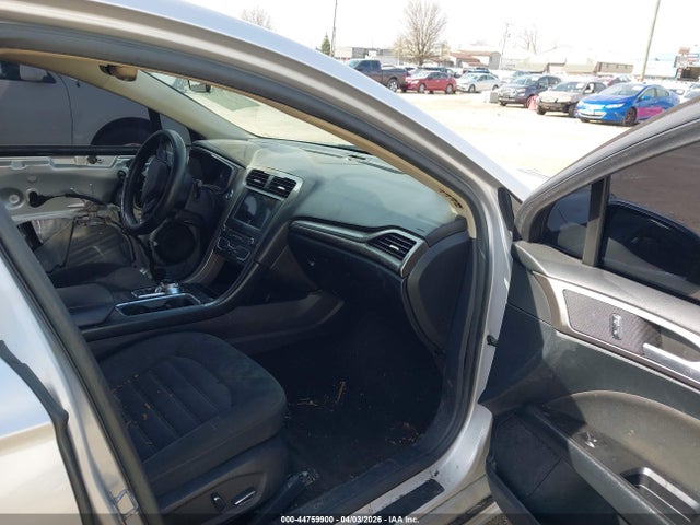 FORD FUSION SE - 5